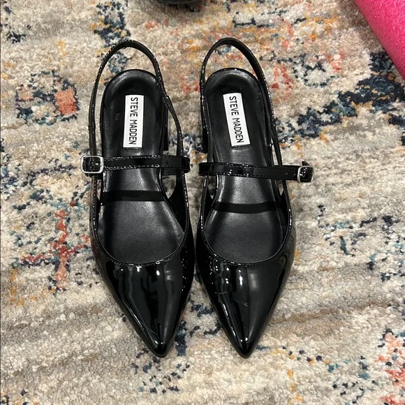 Steve Madden Black Point Toe Patent Leather Flats - Picture 1 of 4